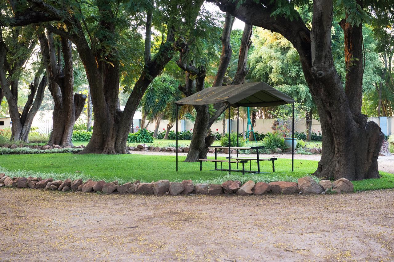 Fringilla Lodge Chisamba Екстер'єр фото